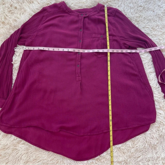 Free People Berry Pink Pleated Back Button Front Long Sleeve Blouse flare size S - Picture 8 of 9